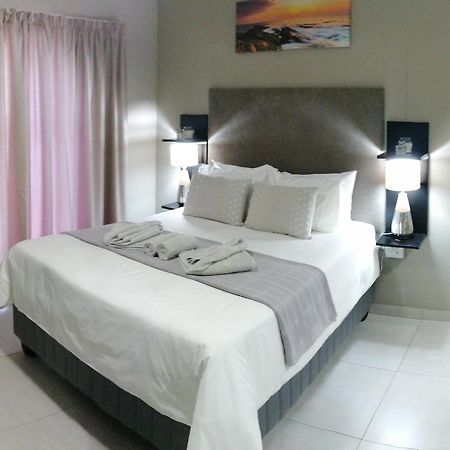 Meadowbrook Guesthouse Pretoria-Noord エクステリア 写真
