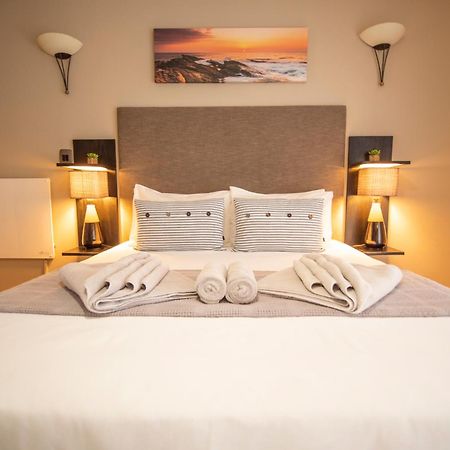 Meadowbrook Guesthouse Pretoria-Noord エクステリア 写真