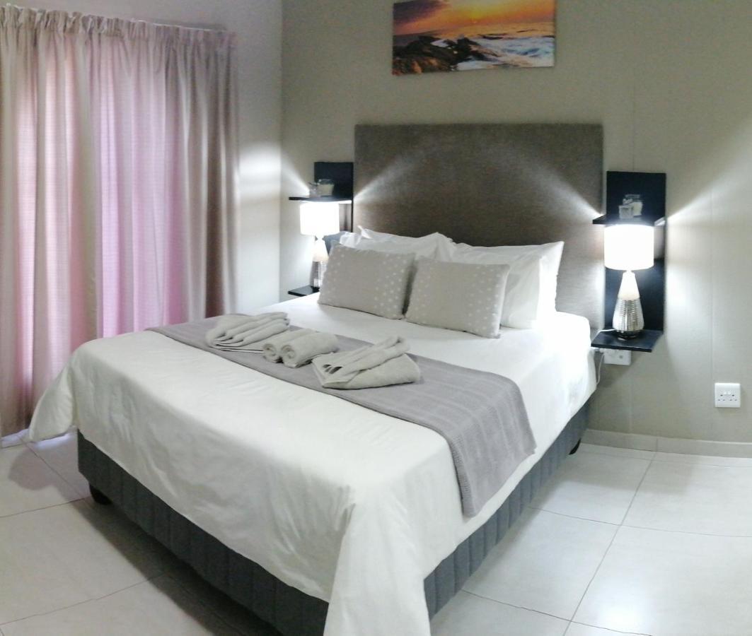 Meadowbrook Guesthouse Pretoria-Noord エクステリア 写真