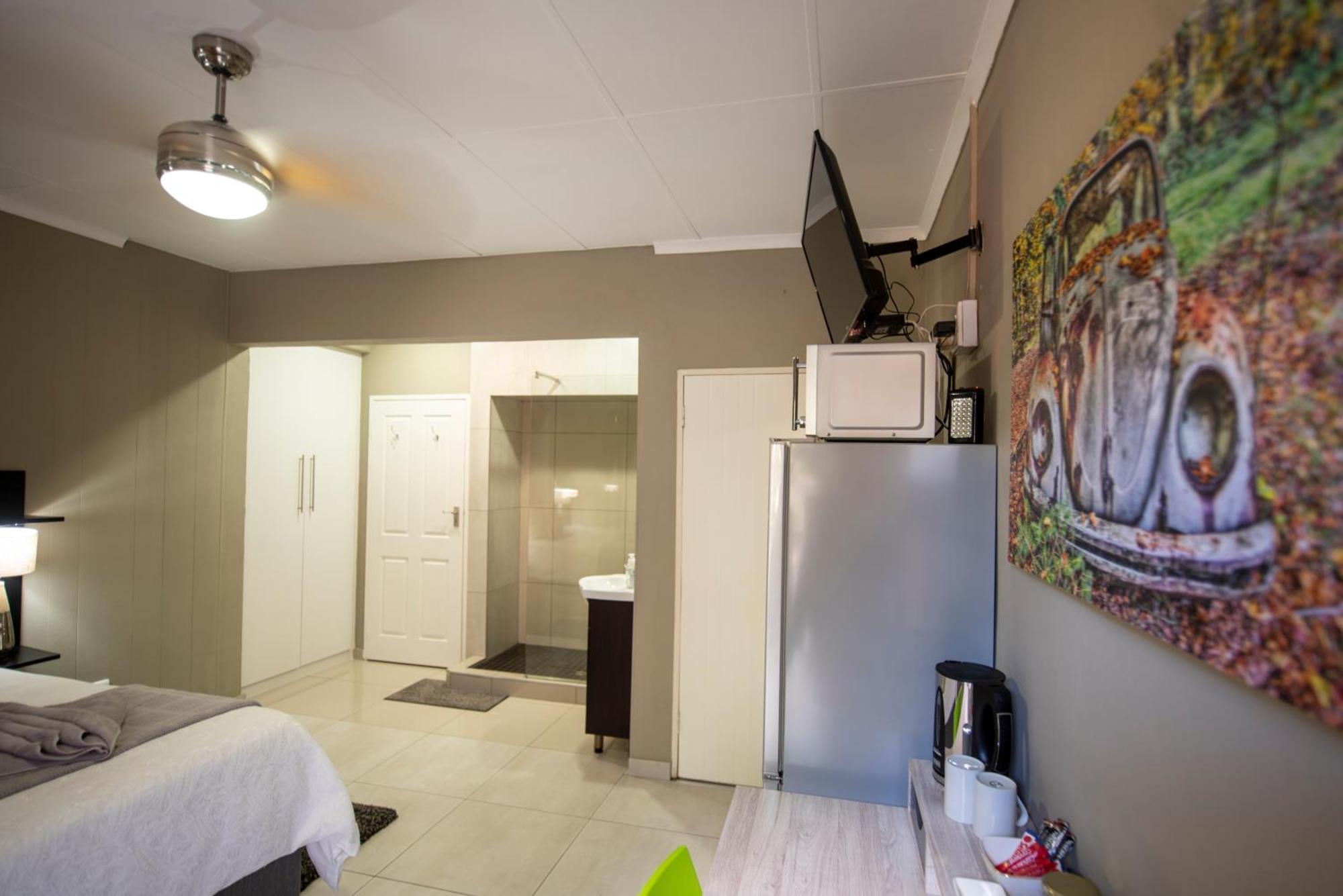 Meadowbrook Guesthouse Pretoria-Noord エクステリア 写真